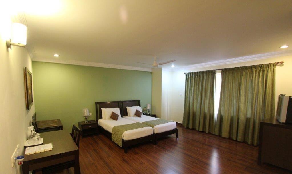 Trinity Suites Bangalore Buitenkant foto